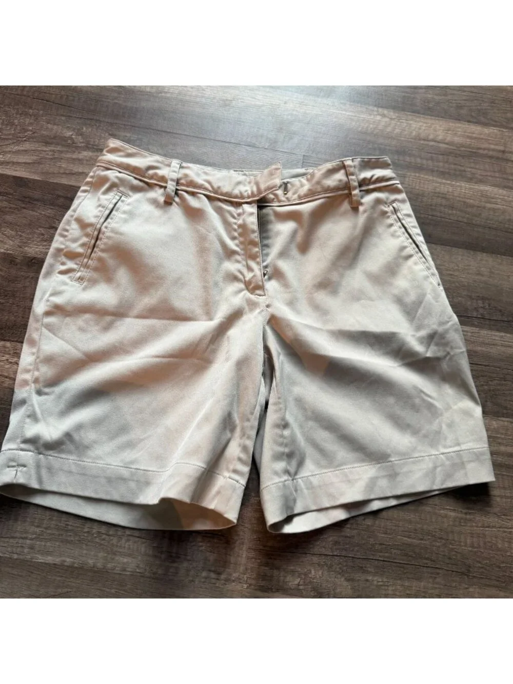 (BOGO 75% Off) Lady Hagen Womens Beige Golf Shorts Size 4 Cotton Blend